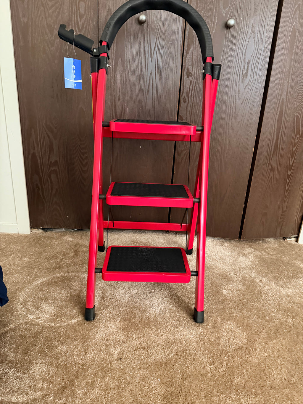 3-Step Folding Ladder-Safe, Strong & Space Saving.